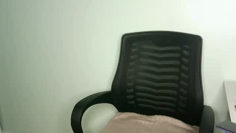 flower748 online show from 04.10.26