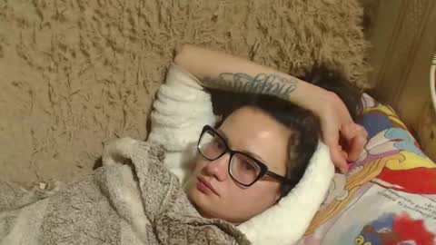 say meow and send tip  online show from 02.01.25