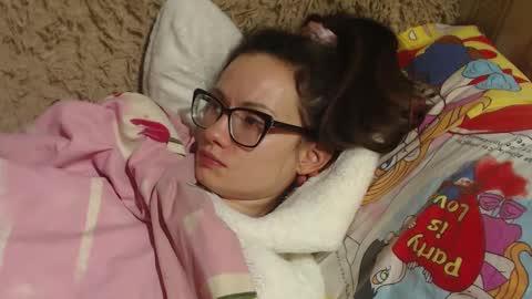 say meow and send tip  online show from 02.04.25