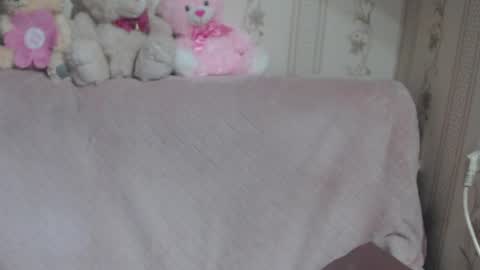 say meow and send tip  online show from 04.13.26