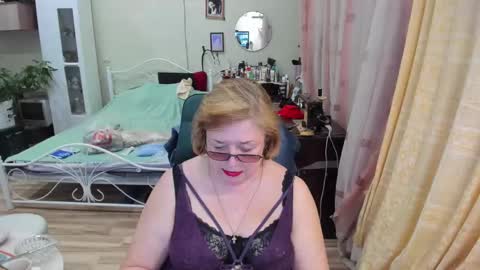 Snapshot of flowerlover8 chatting on 03.18.26 Flowerlower online show from 03.18.26