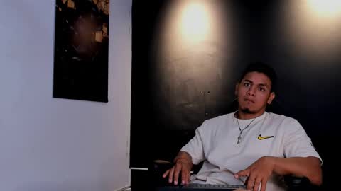 Snapshot of floyd212_vibes chatting on 03.16.26 floyd online show from 03.16.26