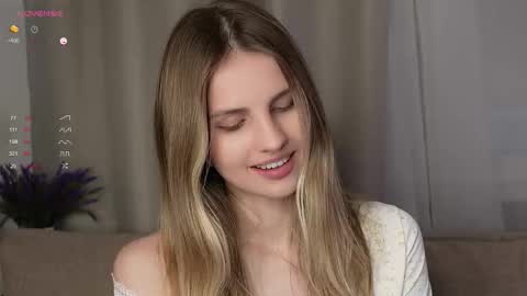 Snapshot of fluffy_angel chatting on 11.26.25 Adeline online show from 11.26.25