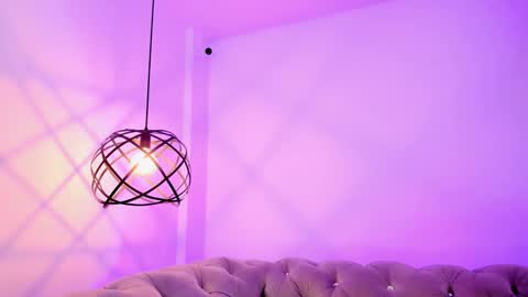  FLUFFY BUBBLE  online show from 01.06.25