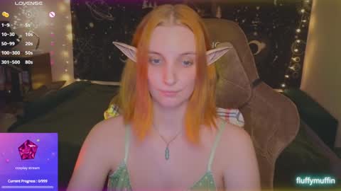 Snapshot of fluffy_muffin3 chatting on 03.08.25 Agatha online show from 03.08.25