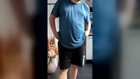 fluffybutt_ online show from 06.17.26