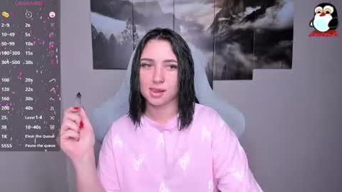 Snapshot of flufyfoxx chatting on 06.30.26 Lina online show from 06.30.26