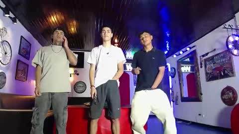 Snapshot of flyckers chatting on 03.01.26 flyckers online show from 03.01.26