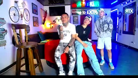 flyckers online show from 04.05.26