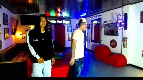 flyckers online show from 04.10.26