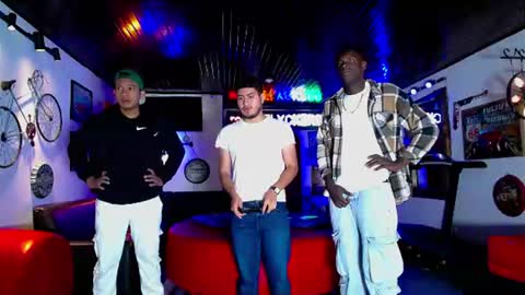 flyckers online show from 07.10.26