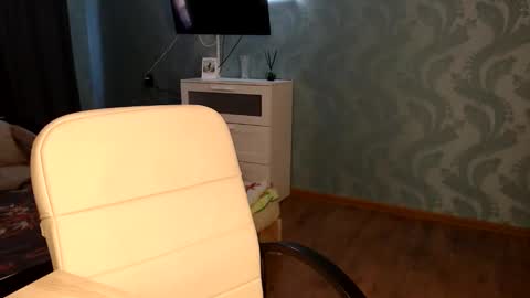 Molli  Ready for any play with you. Hottest show in pvt  Help a student earn big tokens  online show from 03.24.26