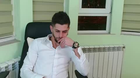 independent model online show from 12.09.24