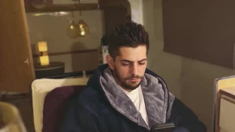 independent model online show from 12.14.25