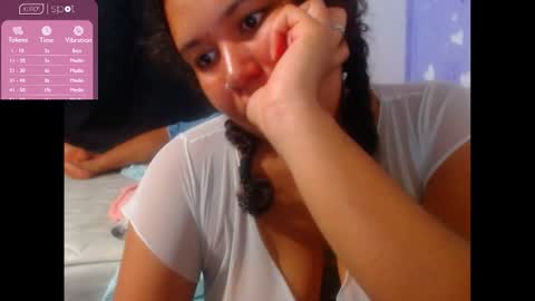 Snapshot of forbidden_games__ chatting on 11.09.25 emely and felix online show from 11.09.25