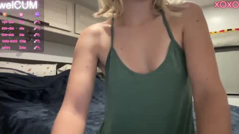 Elaine online show from 12.12.24