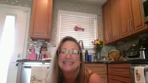 Aleesa online show from 02.18.25