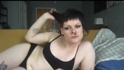 Snapshot of forthedolls chatting on 09.17.25 forthedolls online show from 09.17.25