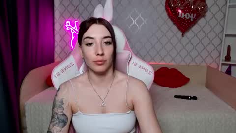 Lily online show from 03.16.26