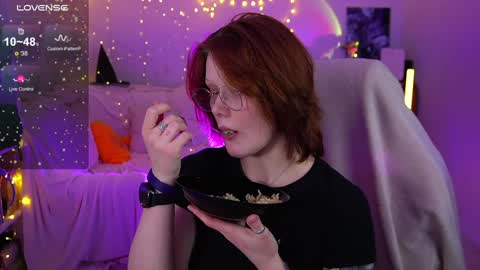 Snapshot of fox_and_dog chatting on 02.01.25 Senya subscribe to telegram channel online show from 02.01.25