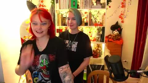 Snapshot of fox_and_dog chatting on 11.06.25 Senya subscribe to telegram channel online show from 11.06.25