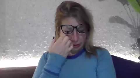 Snapshot of fox_red_lady7 chatting on 12.05.24 fox_red_lady7 online show from 12.05.24