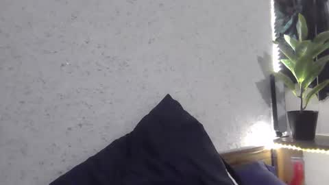 Snapshot of fox_red_lady7 chatting on 02.24.25 fox_red_lady7 online show from 02.24.25