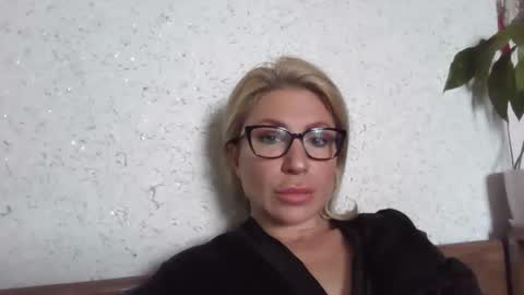 fox_red_lady7 online show from 05.16.26