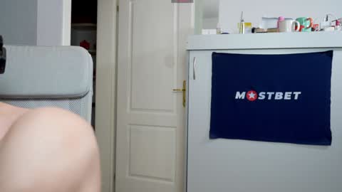 CUSTOM PHOTOS AND VIDEOS -  online show from 12.12.24