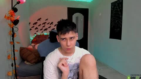 Snapshot of foxicfu chatting on 12.03.24 Foxicfu online show from 12.03.24