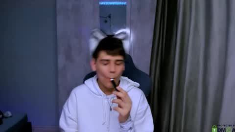 Snapshot of foxicfu chatting on 02.10.25 Foxicfu online show from 02.10.25