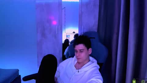 Snapshot of foxicfu chatting on 03.10.25 Foxicfu online show from 03.10.25