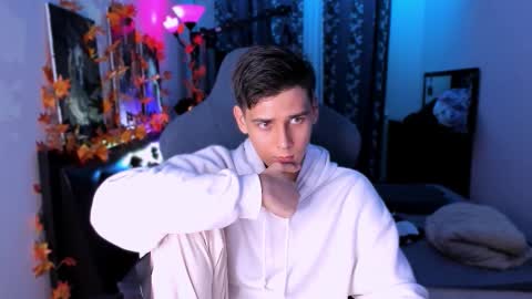 Snapshot of foxicfu chatting on 10.01.25 Foxicfu online show from 10.01.25