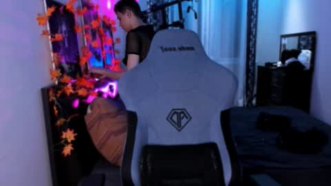 Snapshot of foxicfu chatting on 10.06.25 Foxicfu online show from 10.06.25