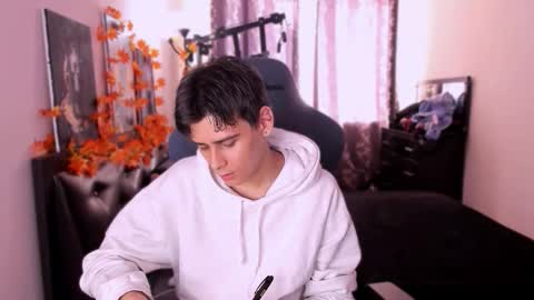 Snapshot of foxicfu chatting on 11.07.25 Foxicfu online show from 11.07.25