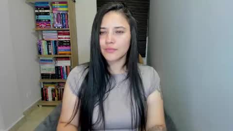 Snapshot of foxwen chatting on 07.23.26 wen. online show from 07.23.26