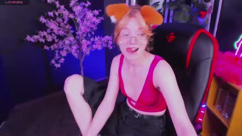 Snapshot of foxxxypolly chatting on 06.28.26 Polly online show from 06.28.26