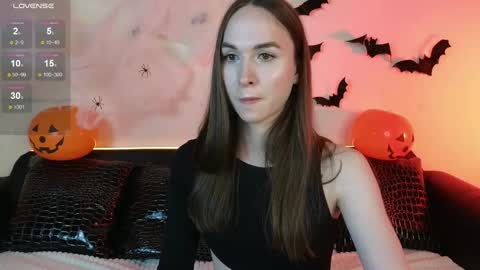 Snapshot of foxxy_girl_ chatting on 10.16.25 andice online show from 10.16.25