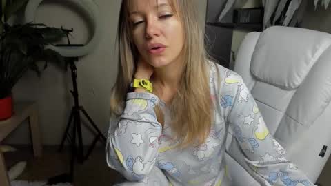 Foxy online show from 09.18.25