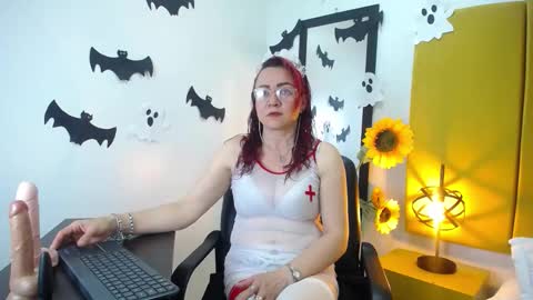 Foxy miilf online show from 10.29.25