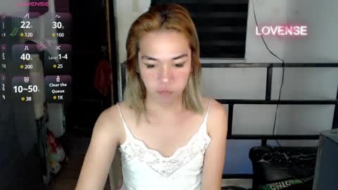 Snapshot of foxyinnocentstar chatting on 01.14.25 jenny online show from 01.14.25