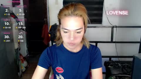 Snapshot of foxyinnocentstar chatting on 01.17.25 jenny online show from 01.17.25