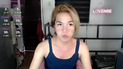 Snapshot of foxyinnocentstar chatting on 01.20.25 jenny online show from 01.20.25