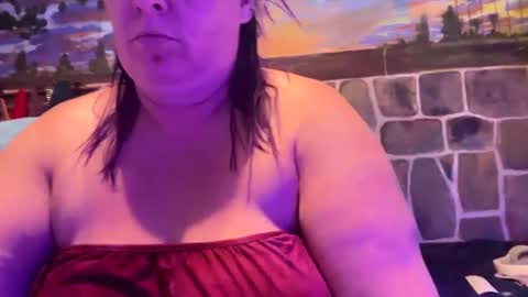 Snapshot of foxyladysback923 chatting on 01.25.25 foxyladysback923 online show from 01.25.25