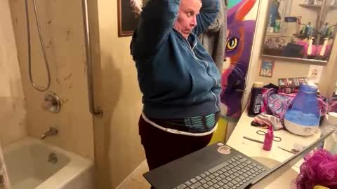 Snapshot of foxyladysback923 chatting on 03.05.25 foxyladysback923 online show from 03.05.25