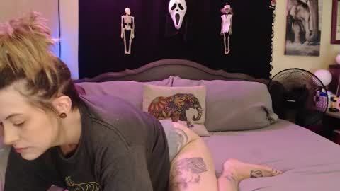 Mallory Koxx online show from 10.16.25