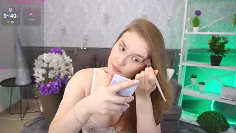 Snapshot of foxyykate chatting on 01.18.26 Kate online show from 01.18.26