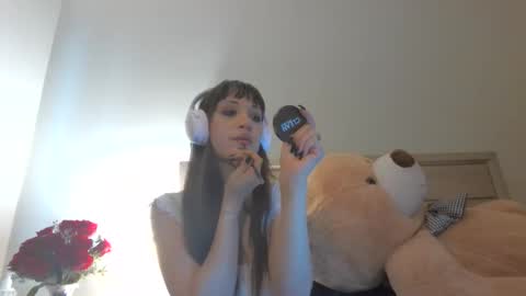 Angel online show from 04.11.26