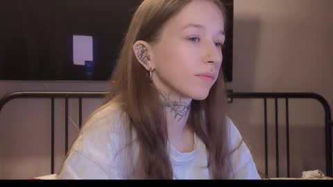 fran_bow online show from 03.11.26