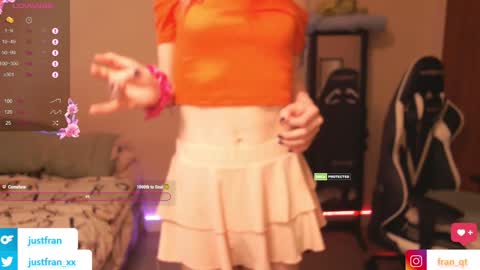 Snapshot of fran_qt chatting on 12.18.24 Fran online show from 12.18.24